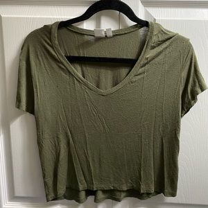 BP V-Neck